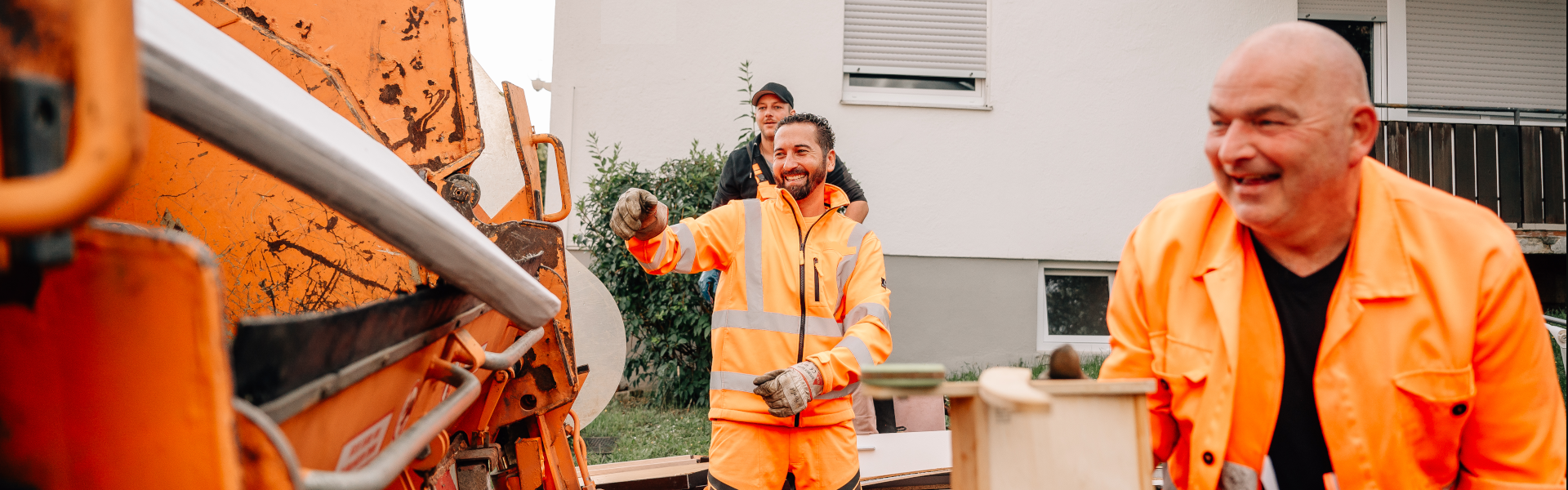 BSR Wohnungsauflösung Berlin – Team bei professioneller Haushaltsauflösung